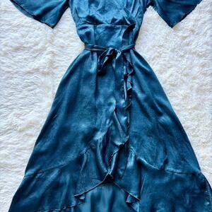 Lulus Women's Blue and Green Dress